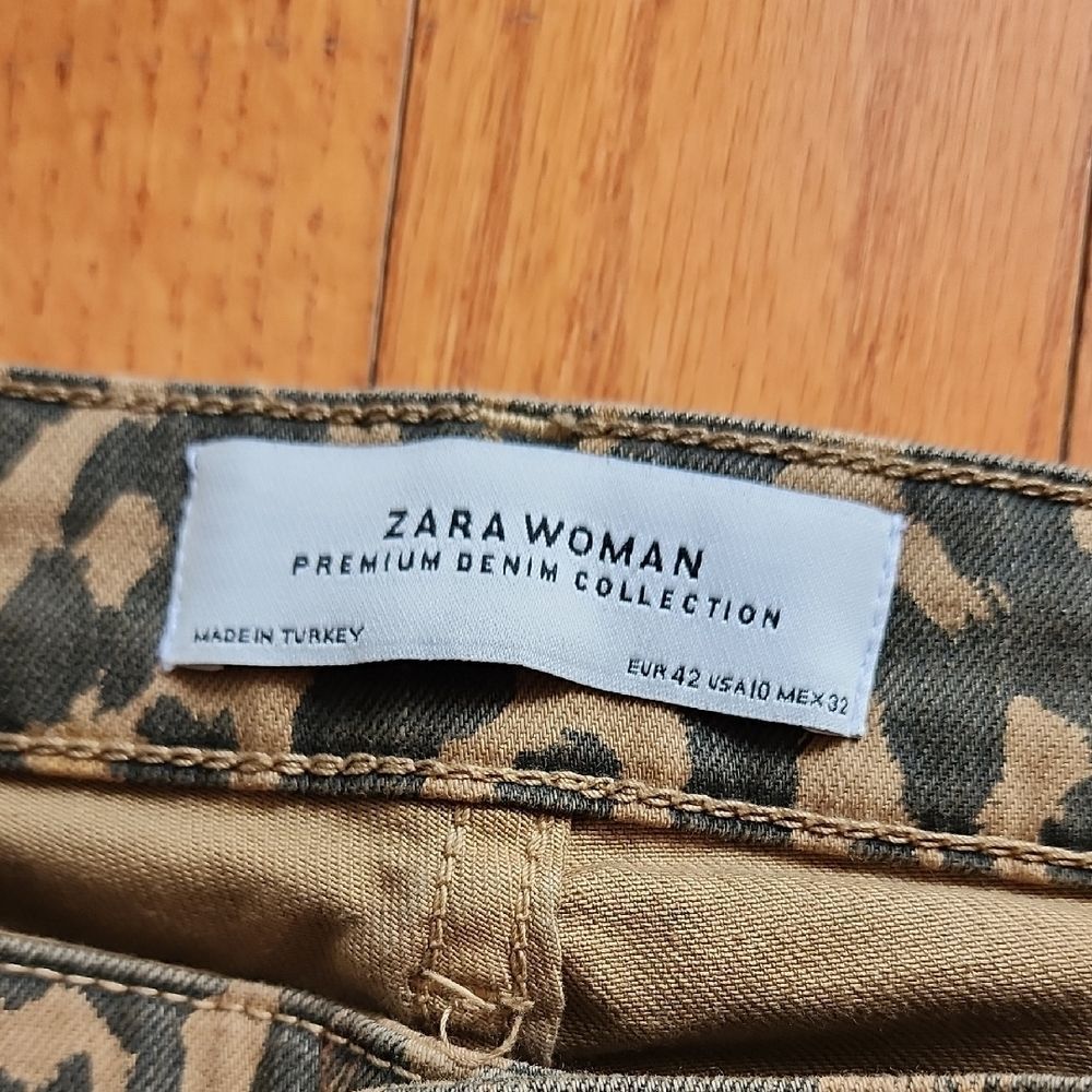 Zara Woman Premium Leopard Print Jeans-Women's Size 10 - Picture 2 of 4